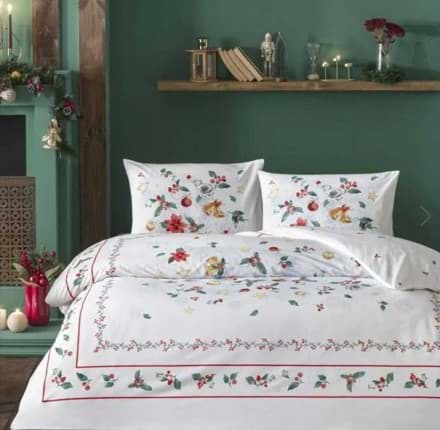 Picture of Taç Glow Parlayan Çift Kişilik Nevresim Takımı Charm Kırmızı