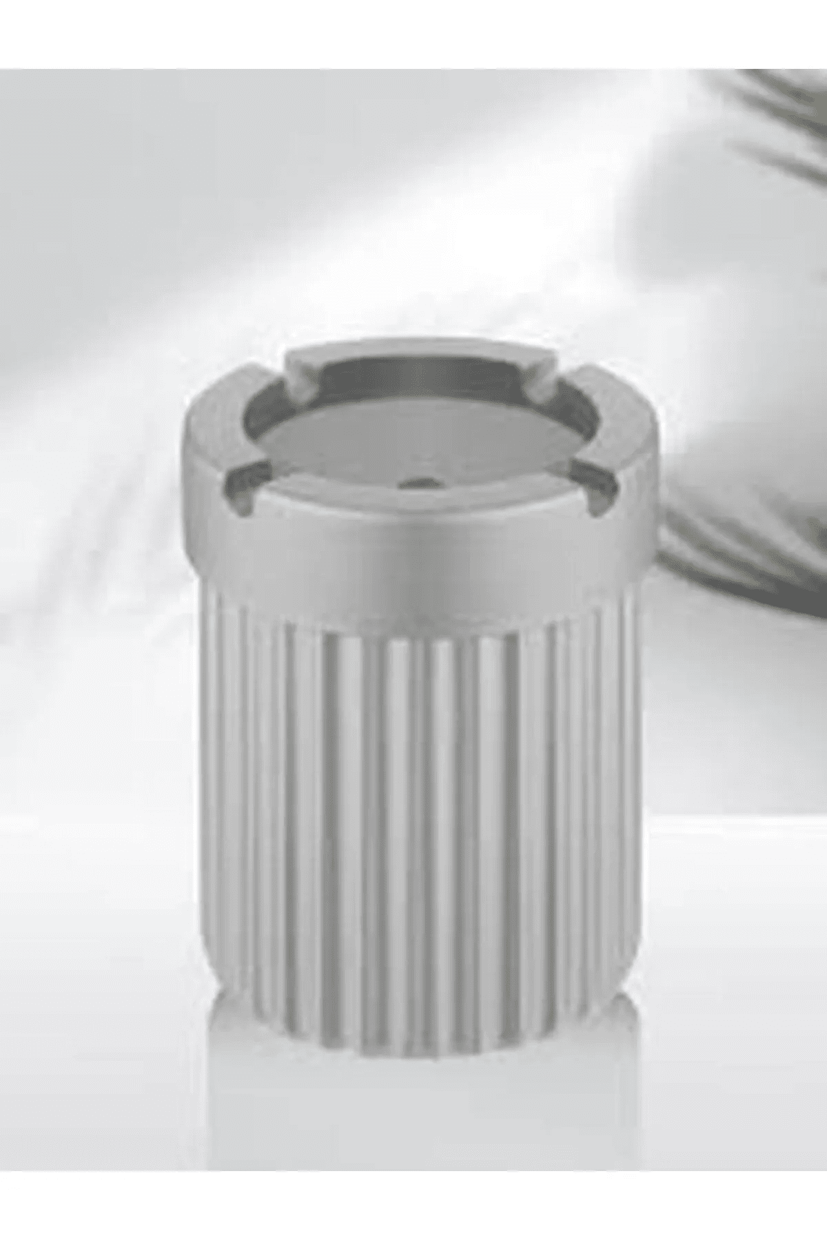 Koku Yapmayan Kokusuz Söndürmeden At Küllük resmi