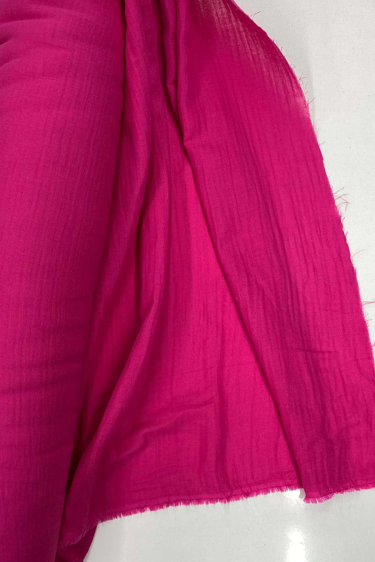 Çok Amaçlı Müslin Pamuklu Bebek Örtü ve Battaniye Kumaşı Müslin Bez Fuşya 73 resmi