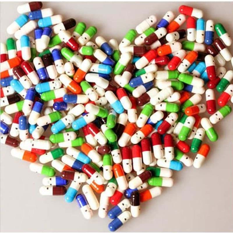 100 Adet Aşk Kapsülü resmi