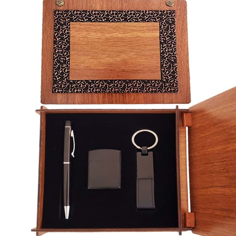 Ahşap Kutulu Siyah Kalem Anahtarlık ve Mat Çakmak Seti resmi