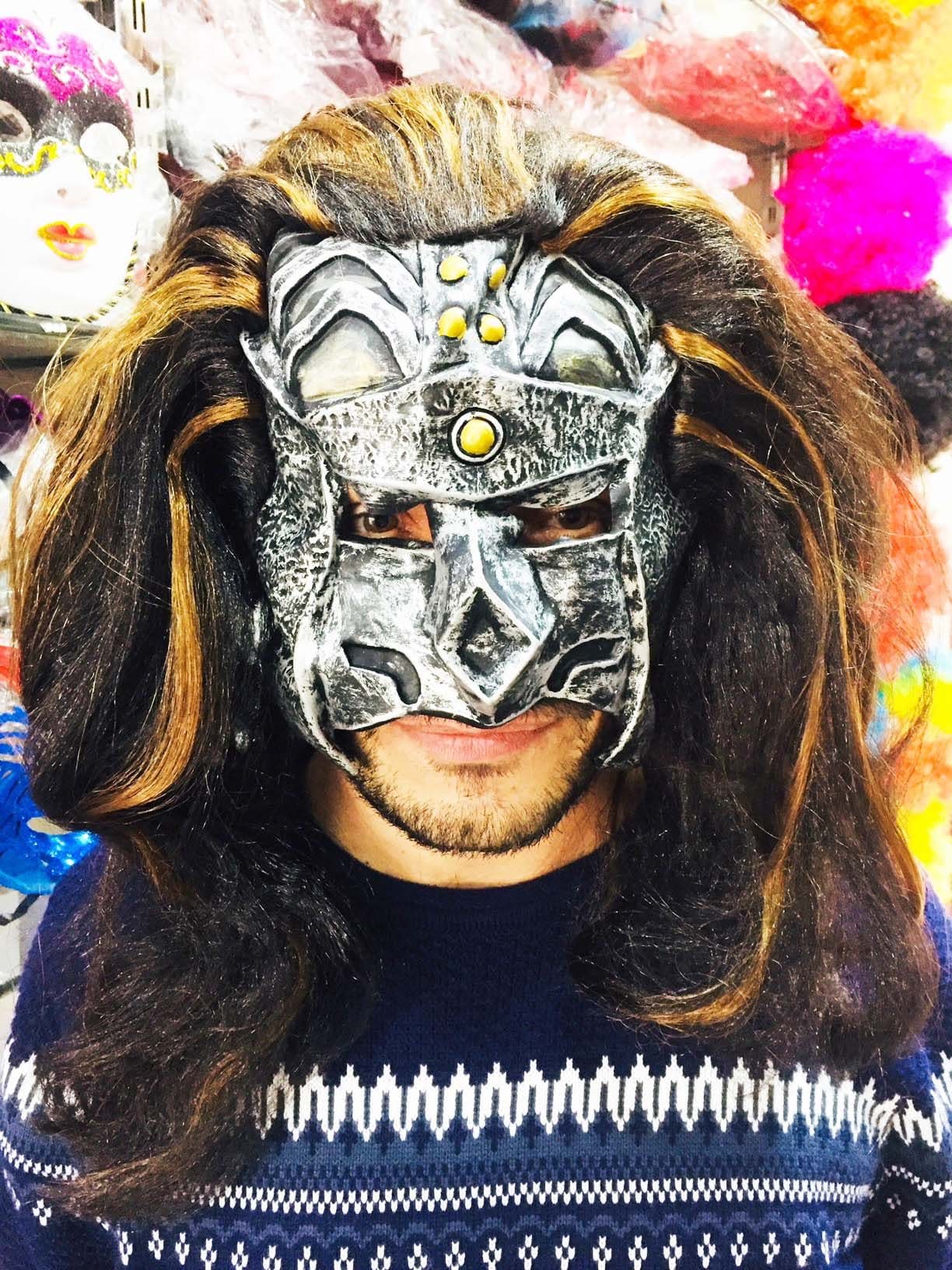 Lateks Savaşçı Maskesi Terminatör Maskesi Saçlı resmi